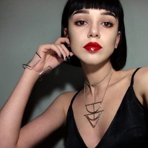 21张高清唯美欧美性感女头像合集