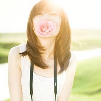 18张温柔氛围感拉满的暖色系女生头像合集