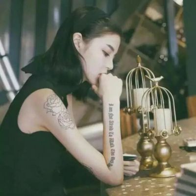 10张高清好看的伤感孤独女生QQ头像精选