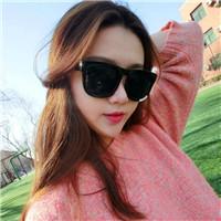戴墨镜女生头像合集！23张气场拉满的酷飒造型