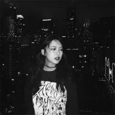 超拽霸气黑社会女老大头像合集 15张高清女生头像