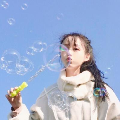 23张高清小清新女生微信头像，氛围感拉满
