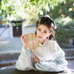 24张高清淡雅古风女生头像，氛围感拉满