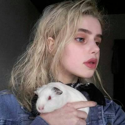 12张高清好看的个性欧美少女头像合集