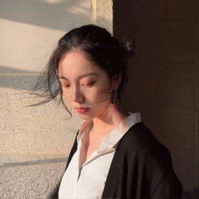 快手女生霸气社会头像合集 33张高清社会人头像素材