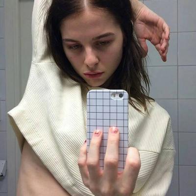 18张高清好看的欧美女生头像合集