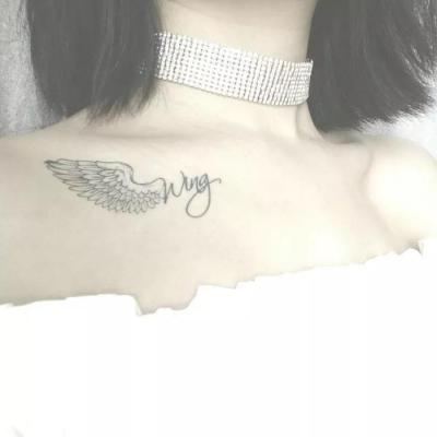 不露脸又霸气的女生锁骨头像 露锁骨氛围感拉满（33张）