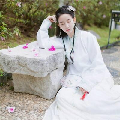古装女生小清新头像合集 11张高清好看的古风女生头像