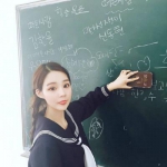 学生清纯闺蜜三人QQ头像 24张高清青春校服闺蜜头像合集