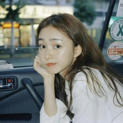 24张高清款！女生清纯淡雅风微信头像合集