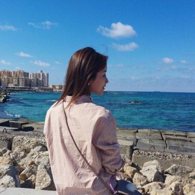 19张高清女生朦胧唯美QQ头像 氛围感拉满