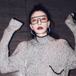 13张超拽霸气女生QQ头像 够酷的女生头像大图