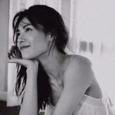 高冷御姐黑白女头像！23张高清好看的头像合集
