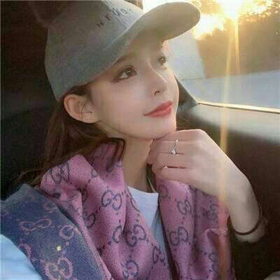 33张超拽霸气冷酷女生头像 高清好看直接用