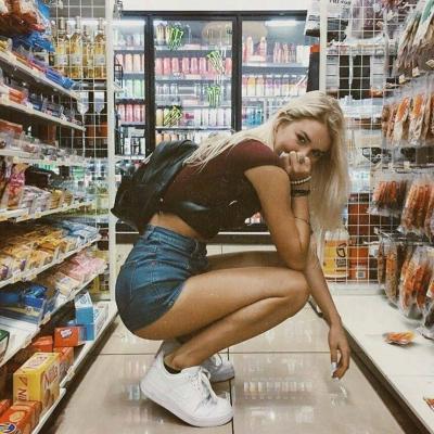 36张高清欧美气质女生头像 氛围感拉满的欧美女头合集