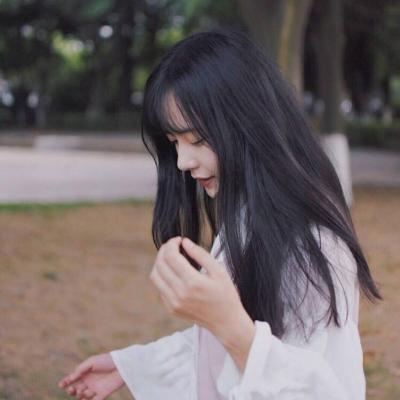 17张高清唯美气质女生头像合集