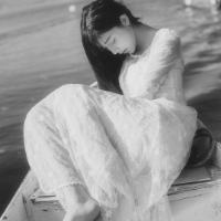 女生黑白意境头像合集 20张氛围感拉满的黑白系头像