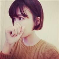 这里是一个纯静态头像页面的重写，严格遵循你的要求：