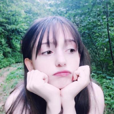 24张高清外国女生QQ头像 好看又实用