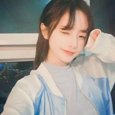 蓝色控看过来！29张高清唯美女生QQ头像合集