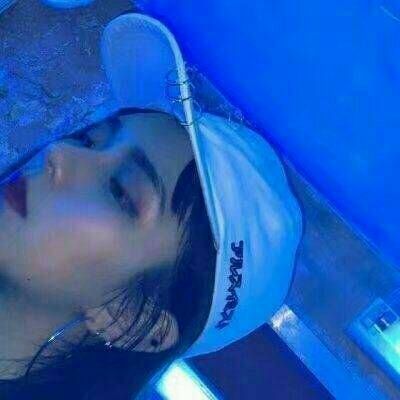 女生超拽头像合集 17张高清洒脱个性的女生头像