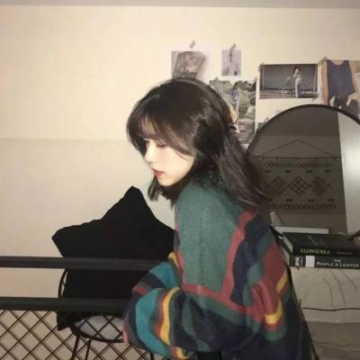 女生心情不好的高清头像合集 19张氛围感emo头像