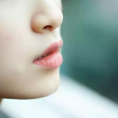 21张高清霸气款！女生性感嘴唇微信头像合集