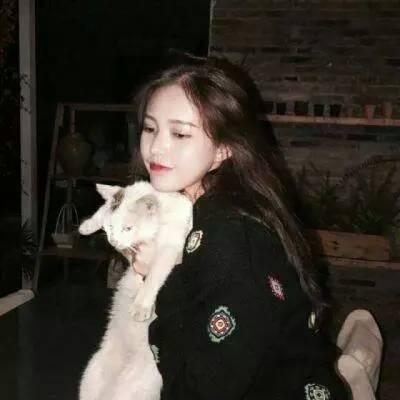 21张氛围感拉满！成熟女生忧郁眼神头像合集