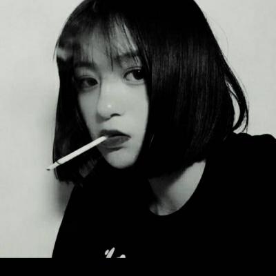 自带女王气场！10张抽烟女生高清头像分享