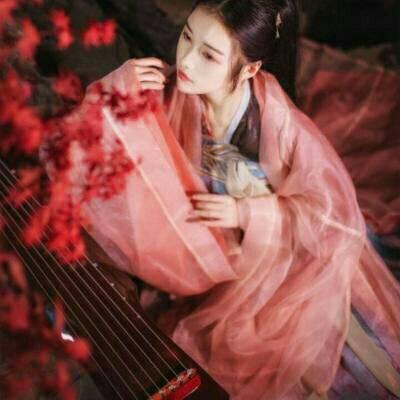 14张高清红衣霸气古风女生真人头像合集