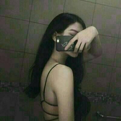 带血诡异颓废女生头像合集 14张可直接用