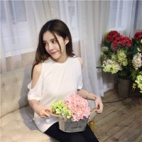 女生手捧花清新头像合集 共18张