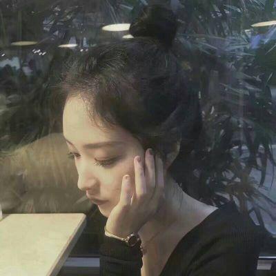女生简约个性头像合集！12张高清少女头像图分享