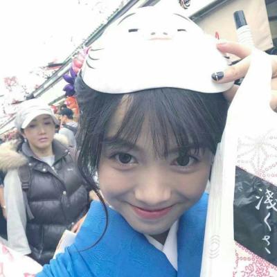 32张高清真人美女微信头像 好看的女生头像合集