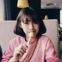 这里是一个纯静态头像页面的重写，严格遵循你的要求：