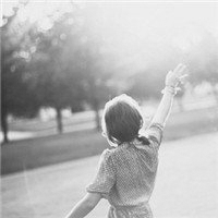 70张非主流女生伤感头像合集 带字不带字都有