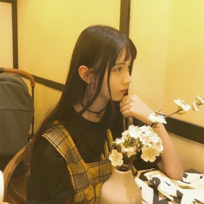 26张清纯可爱女生QQ头像 高清好看又百搭