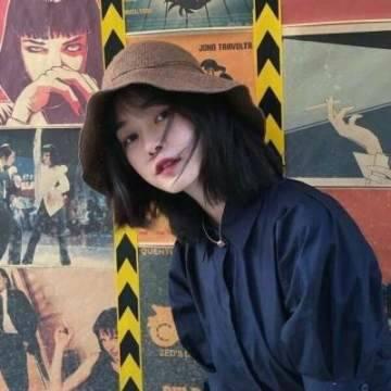 11张高清可爱戴帽女生头像合集