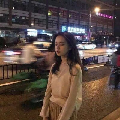 33张高清伤感女生头像合集 沉默忧郁的女生头像素材