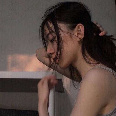 21张高清伤感唯美女生头像 把心事藏进头像里