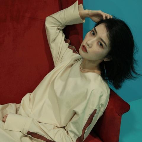 20张高清好看的霸气社会女生头像合集