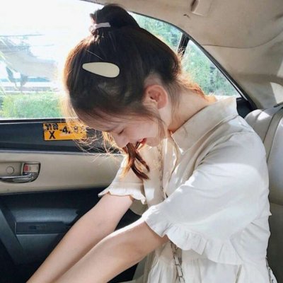 14张氛围感拉满的伤感意境女生头像 高清无水印