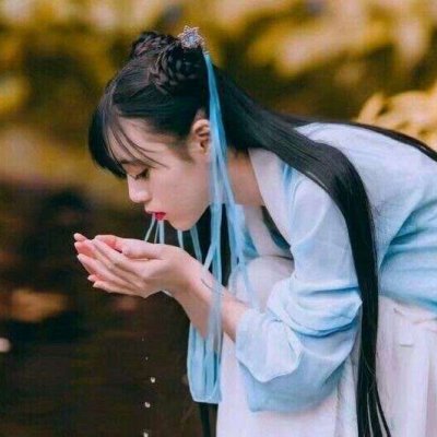 18张高清伤感古风女生头像 氛围感拉满