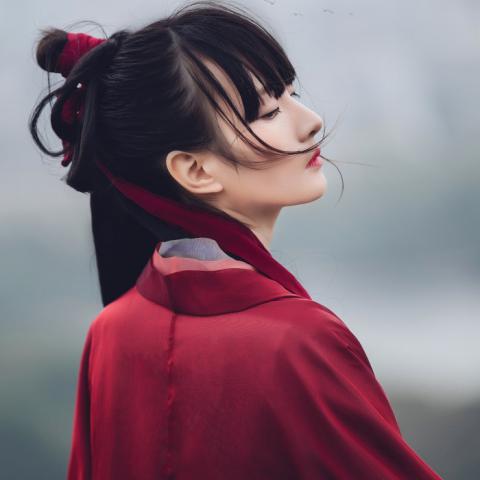 冷艳霸气古风武侠女生头像 19张高清侠气素材合集