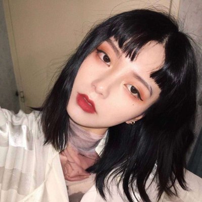 36张高清野性酷女生头像 又飒又好看的头像合集