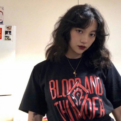34张清纯可爱女生微信头像 高清氛围感拉满