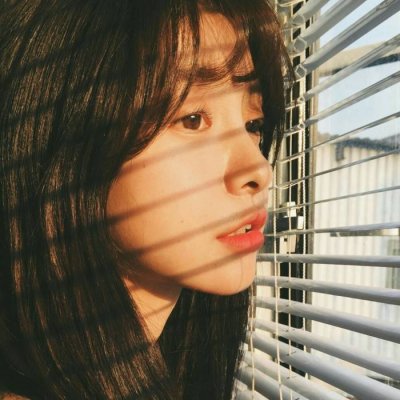 34张高清伤感女生头像 带着想哭的氛围感