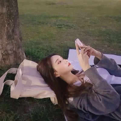 14张高清意境伤感女生头像 氛围感拉满