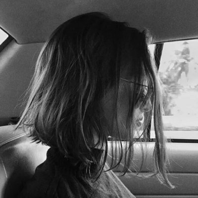 20张高清有范的欧美女生个性头像 快来挑