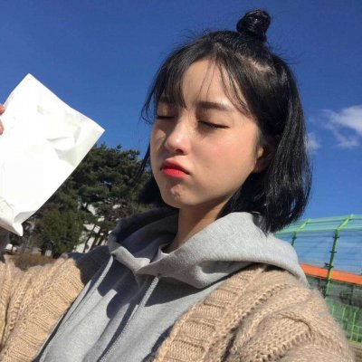 蓝色控狂喜！36张原宿风蓝色系女生头像合集